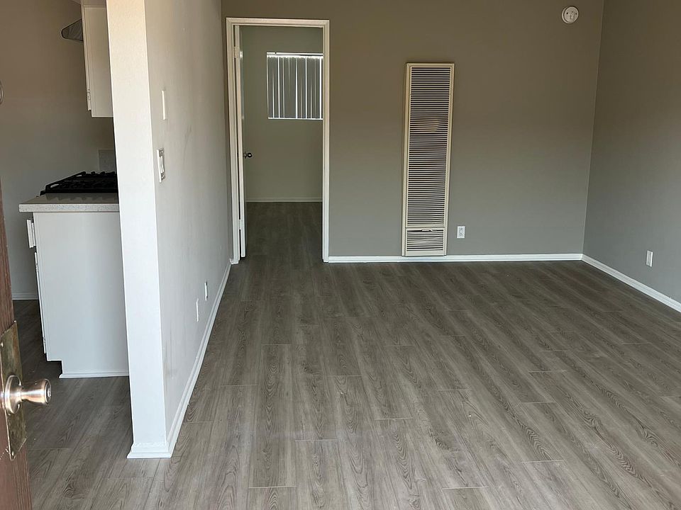 Villa Serena Apts 13515 Doty Ave Hawthorne CA Zillow