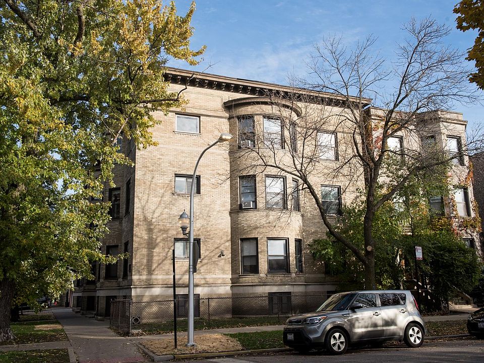 1st image of 923 W Waveland Ave #30B
