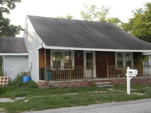 1st image of 504 S Monroe St