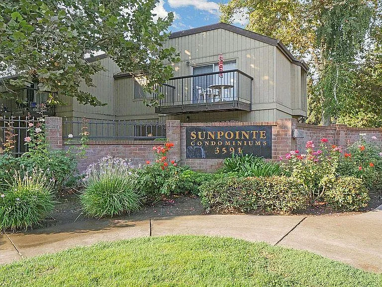 3591 Quail Lakes Dr #99 — Photo 2