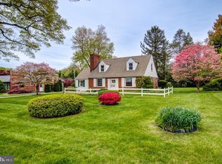 427 School Ln, Wayne, PA 19087