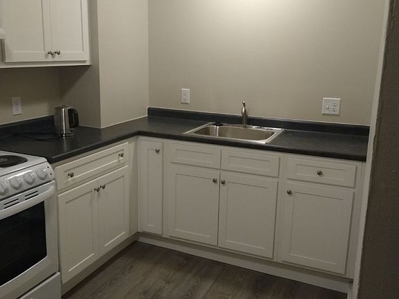 3rd image of 50 Kendrick Pl #1