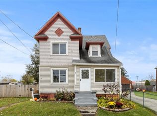 63 Wood St, Lackawanna, NY 14218