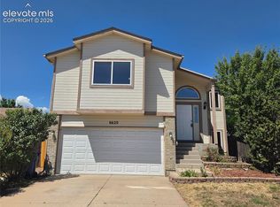 6620 Oakwood Blvd, Colorado Springs, CO 80923