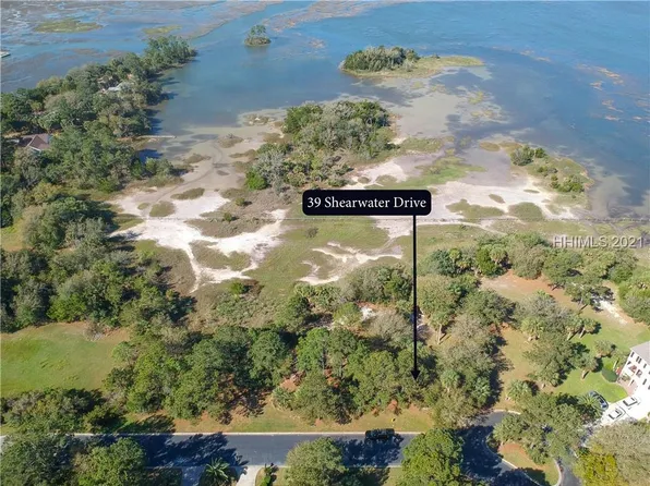 39 Shearwater Dr, Hilton Head Island, SC 29926