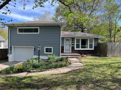 802 Sherwood Way, Emporia, KS, 66801