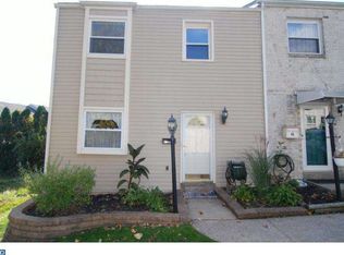 14 Nassau Ct, Reading, PA 19607