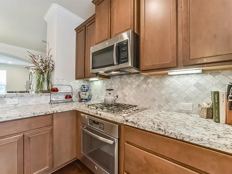 1517 Miles Oaks Pl — Photo 11