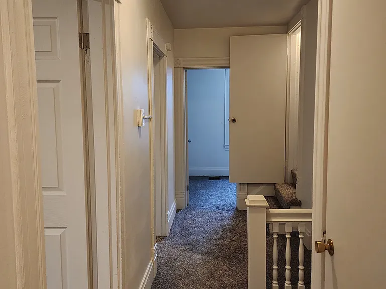 210 Radcliffe St — Photo 19