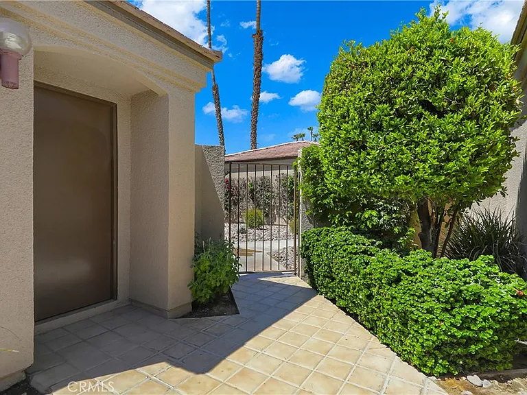 76238 Honeysuckle Dr — Photo 5
