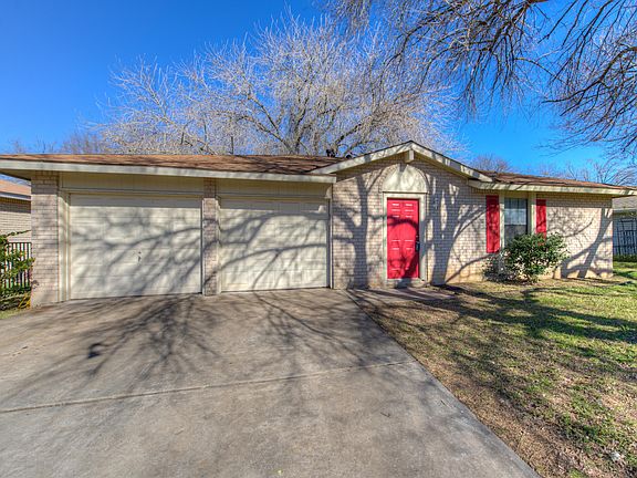 4th image of 2410 Dove Dr