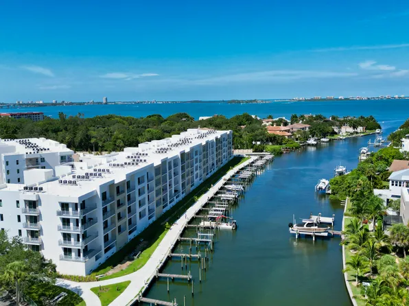1709 Tamiami Trl, Sarasota, FL 34234