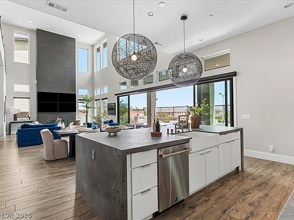 4th image of 10661 Patina Hills Ct