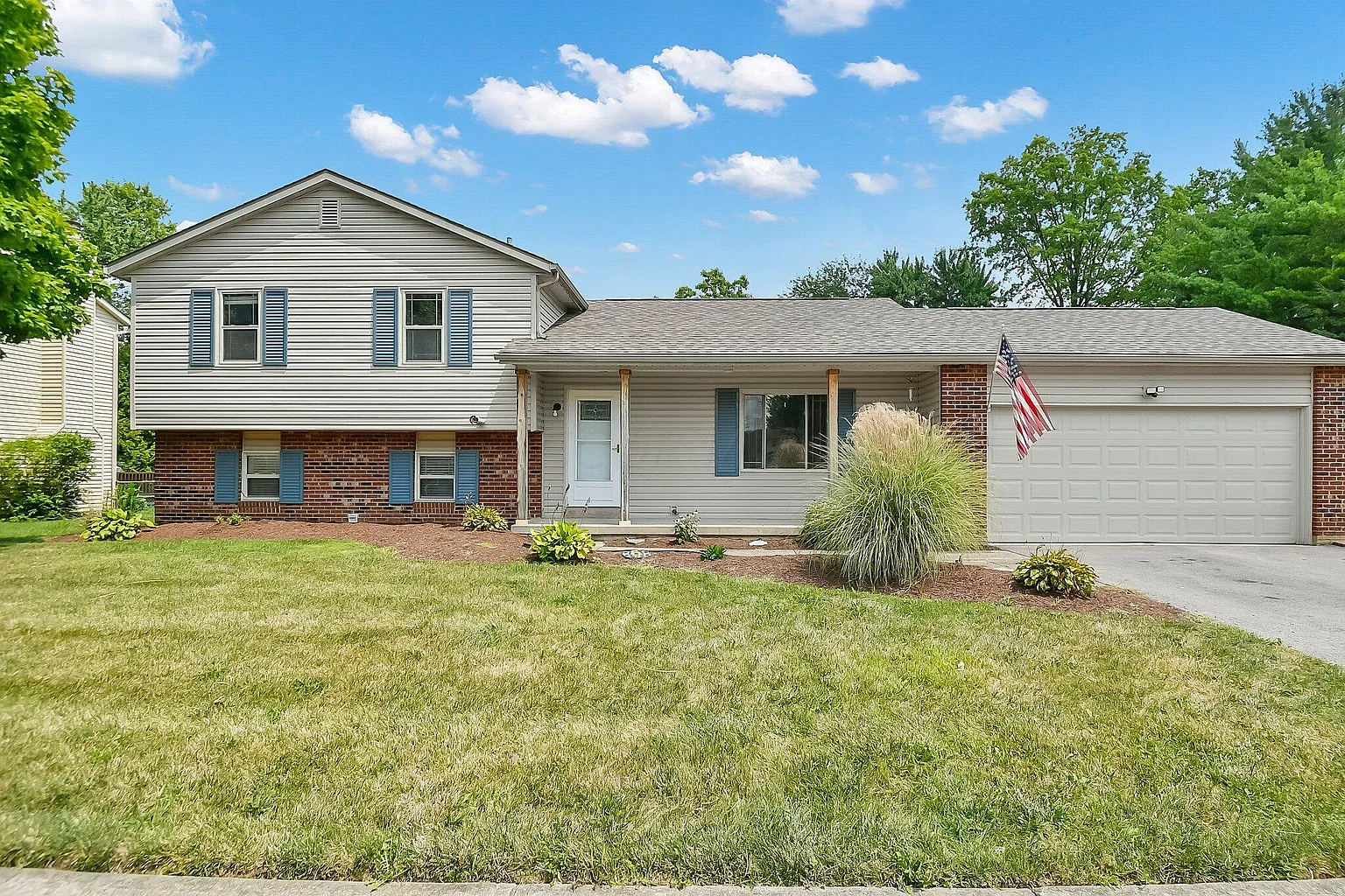 544 Hunt Valley Dr photo 1