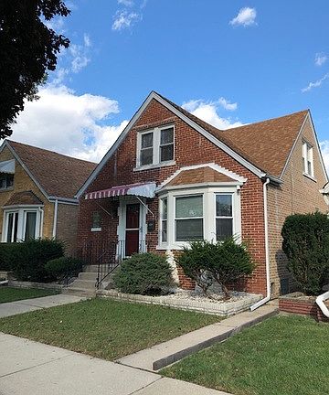 2nd image of 3317 N Pontiac Ave