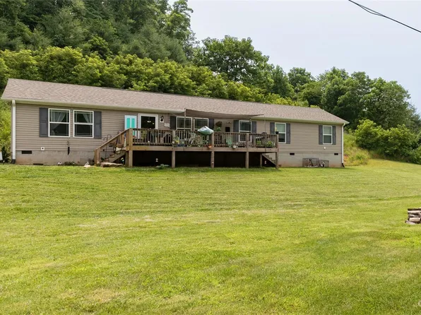 26 Eagle Ridge Ln, Mars Hill, NC 28754