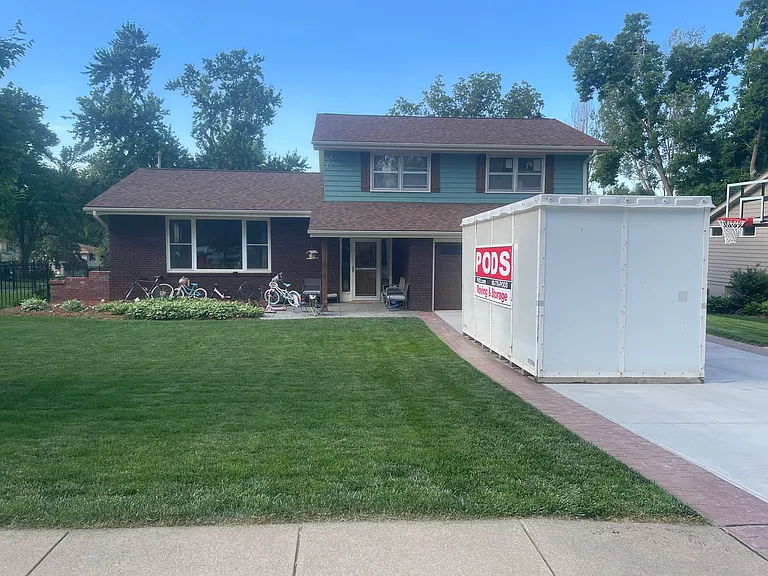12405 Shirley St — Photo 1