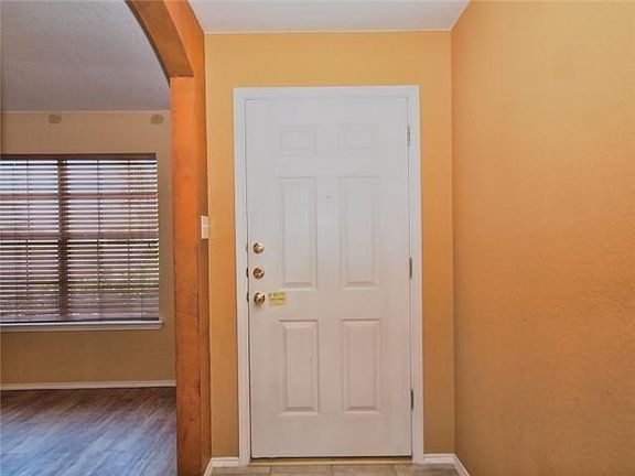 3rd image of 17607 Wiseman Dr