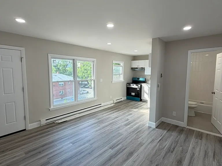 11 laurel St Paterson, NJ 07522 — Photo 1