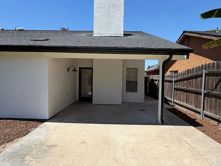 5933 W Iris Ct — Photo 27
