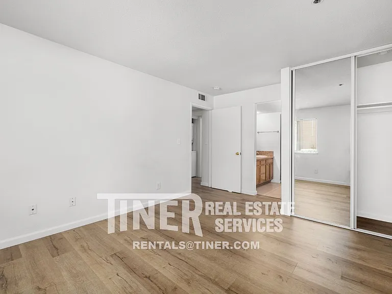 1019 Dornajo Way #108 — Photo 22