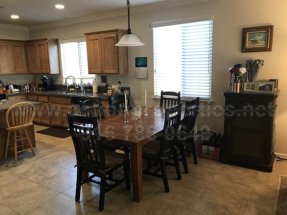 3rd image of 3329 Moscato St