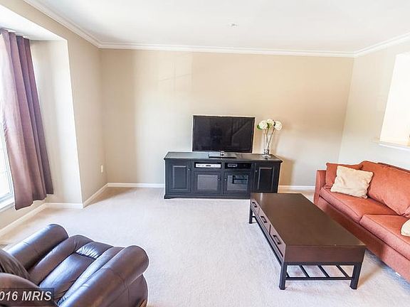 3rd image of 2181 Sewanee Dr