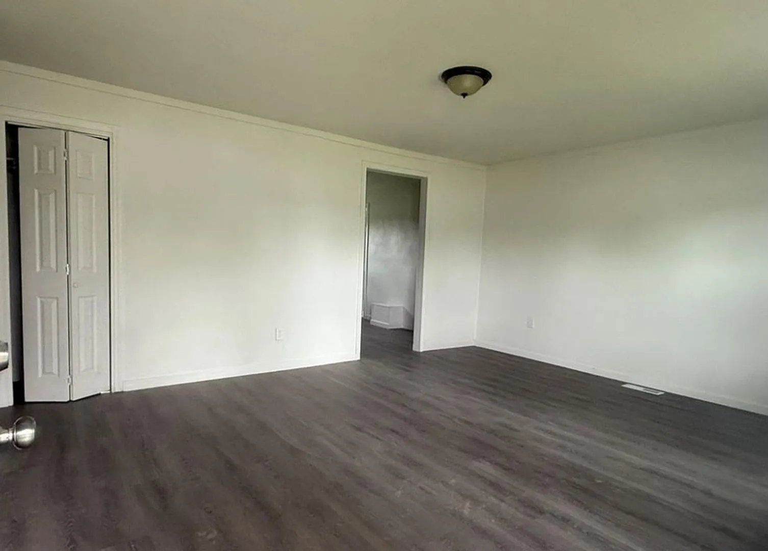 For Lease — Photo 3