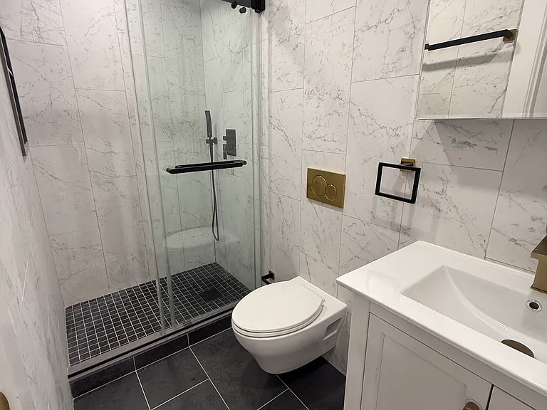 6082 Catalpa Ave — Photo 14