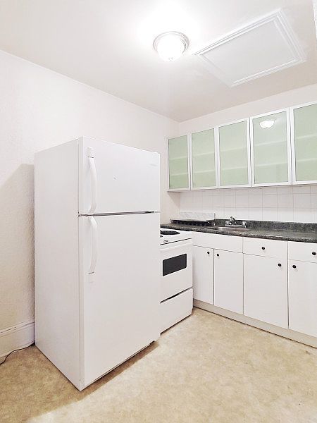 1st image of 36 Nelson St #36