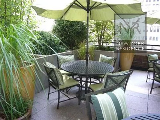 Rented by New York Residence | media 165