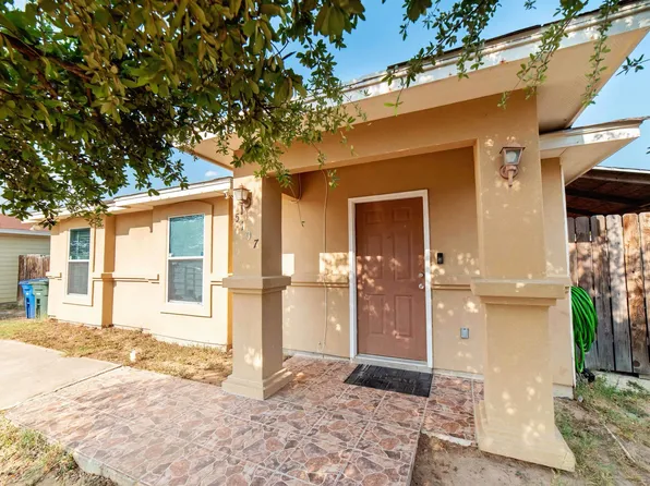 5107 Palmito Dr, Laredo, TX 78046