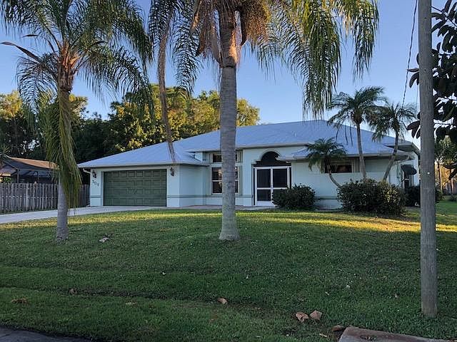 1st image of 509 SE Ruby Ct