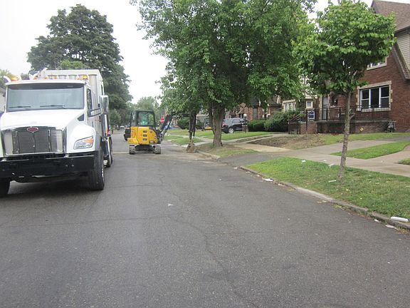 4th image of 14320 Saint Marys St
