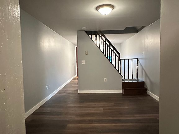 3rd image of 737 Bingaman St