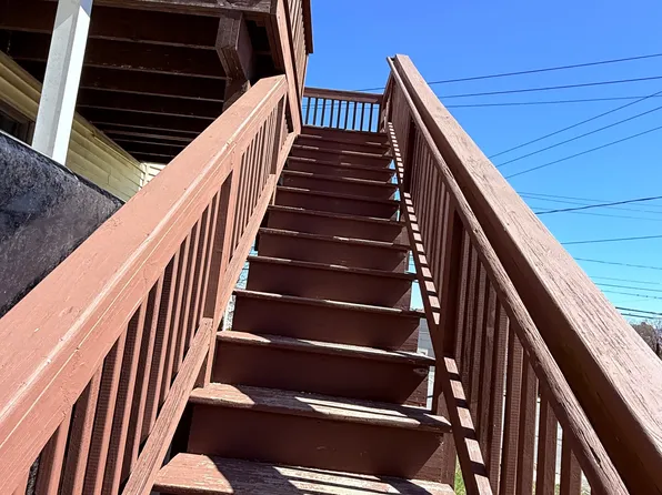 137 Onota St, Pittsfield, MA 01201