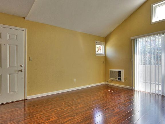 2nd image of 173 Monte Verano Ct