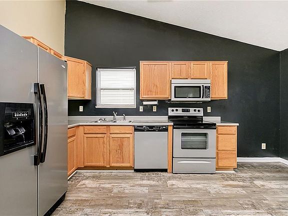 4th image of 5869 Gadsen Dr
