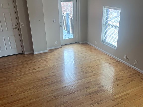 2nd image of 437 Clark St #C