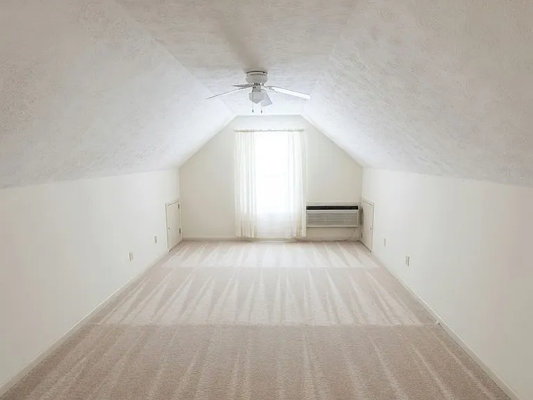 116 Edgeview Dr — Photo 21