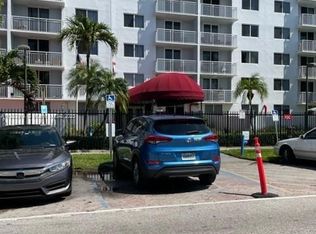 1251 NE 108th St APT 221, Miami, FL 33161