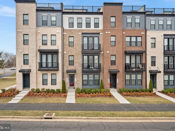 43406 Farringdon Sq, Ashburn, VA 20148