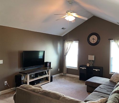 4th image of 1319 Perfection Ave