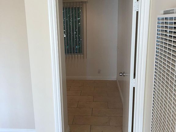 2nd image of 4815 Persimmon Ave APT 32