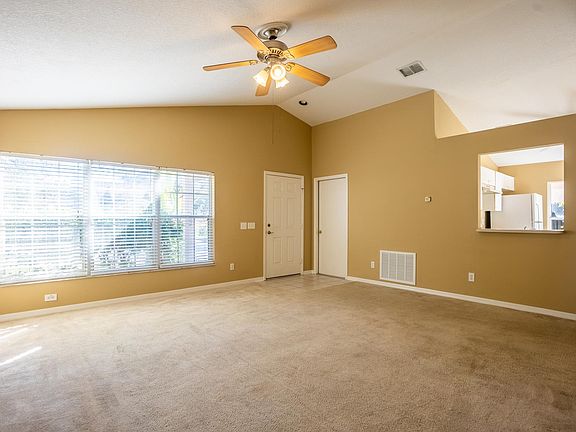 4th image of 15106 Deer Meadow Dr