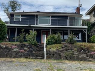 3830 33rd Ave SW #A, Seattle, WA 98126