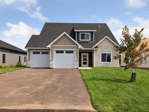 1308 Tiger Ct NE, Isanti, MN 55040