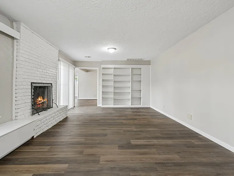 Living room 2