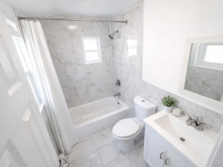 72-18 Elizabeth Ave #2 — Photo 4