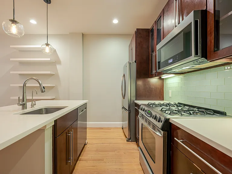444 M St NW #1 — Photo 7